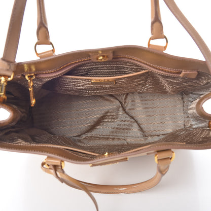 Prada Saffiano Vernice Tote 6 of 17