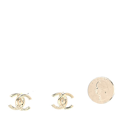 Chanel Metal CC Turnlock Earrings Gold 2 of 4