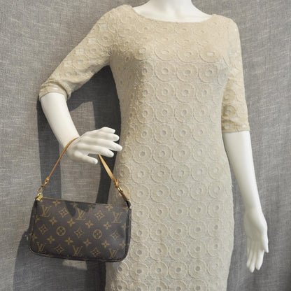 Louis Vuitton Monogram Pochette Accessories Bag 3 of 8