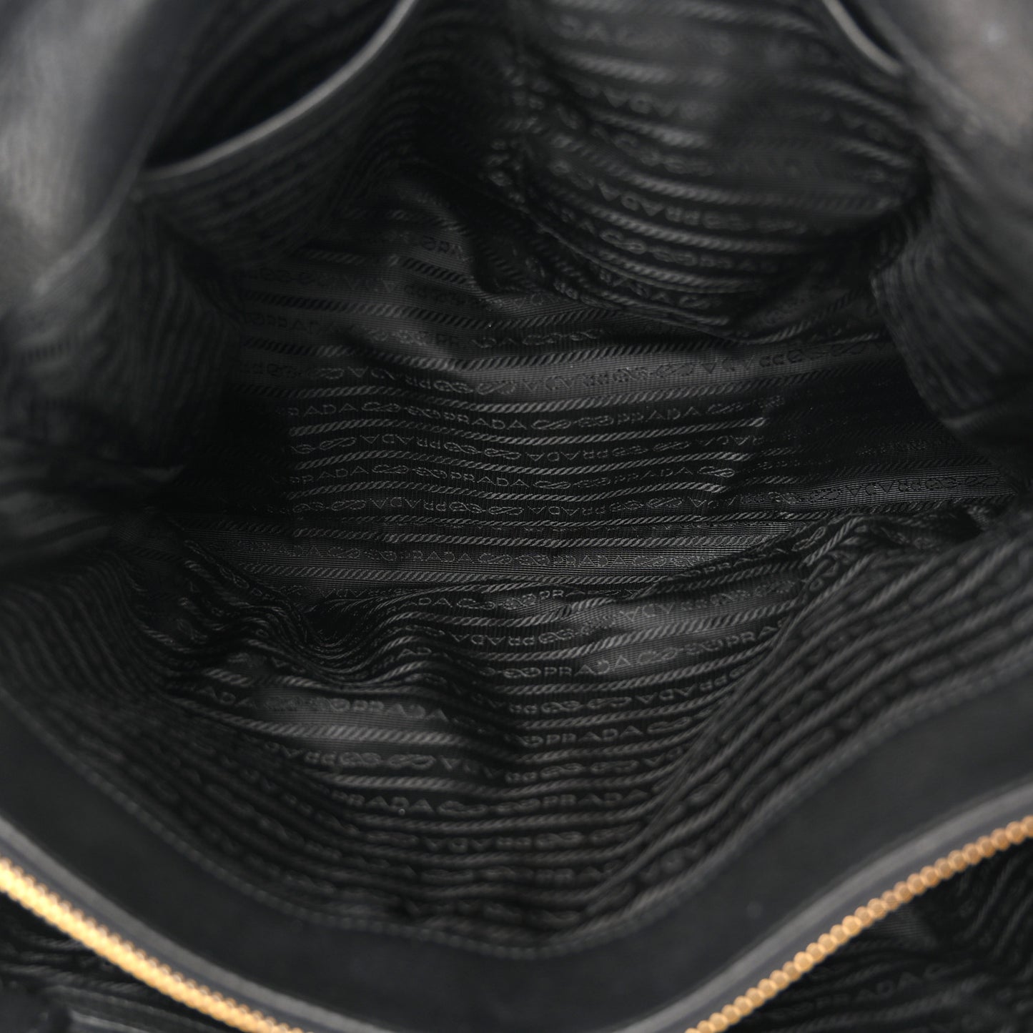 Vitello Daino Tote Black