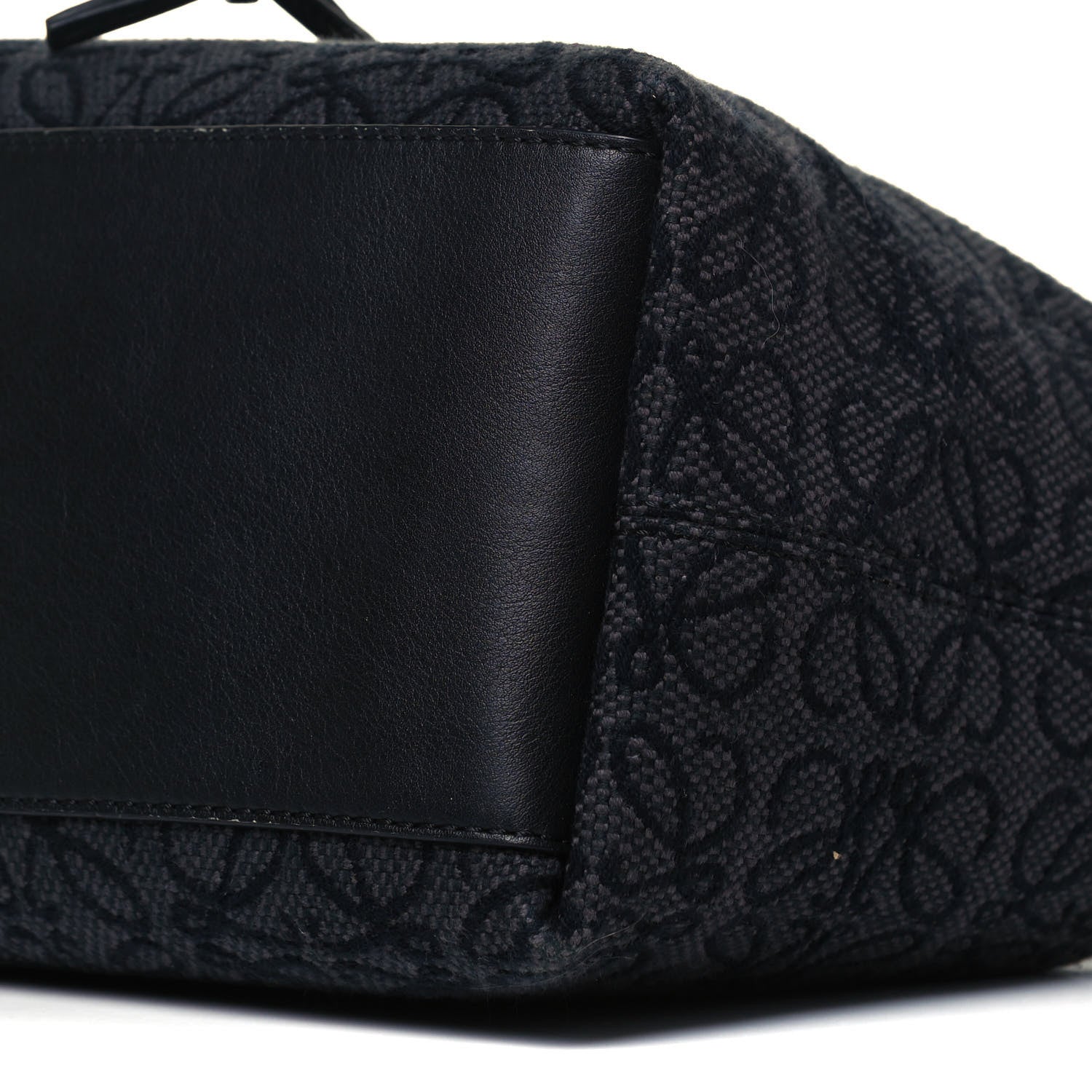 Loewe Jacquard Anagram Calfskin Small Cubi Bag Anthracite Black 9 of 9
