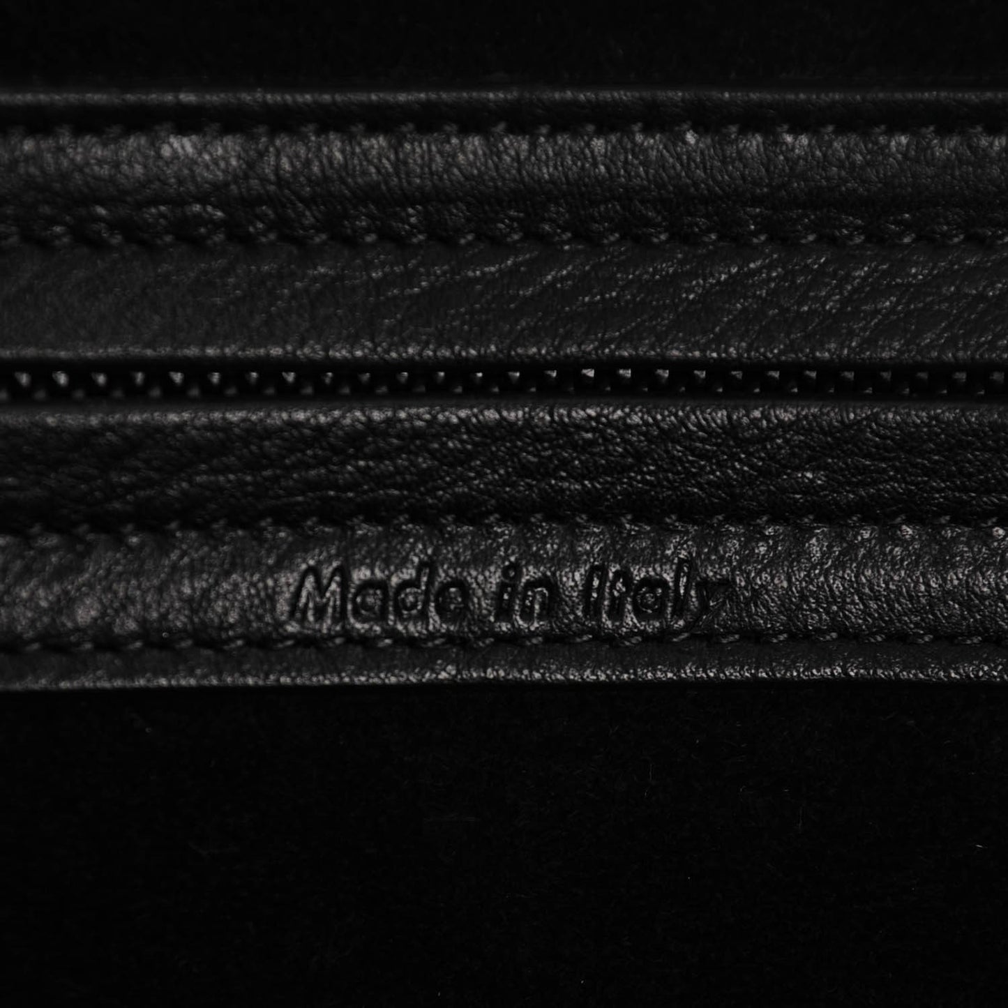 Supple Calfskin Medium Phantom Luggage Black