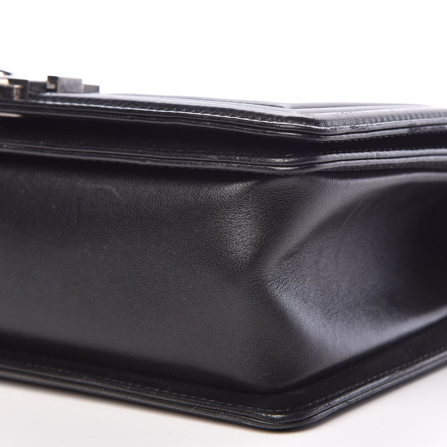 Lambskin Quilted Medium Boy Flap Black