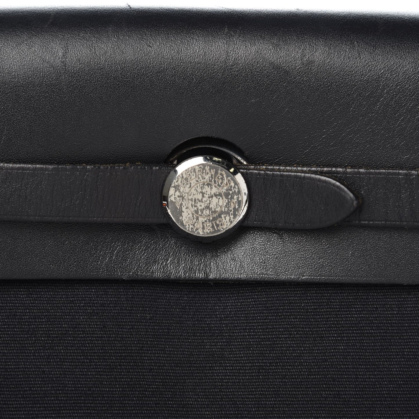 Toile Vache Calfskin Herbag 30 PM Black Natural