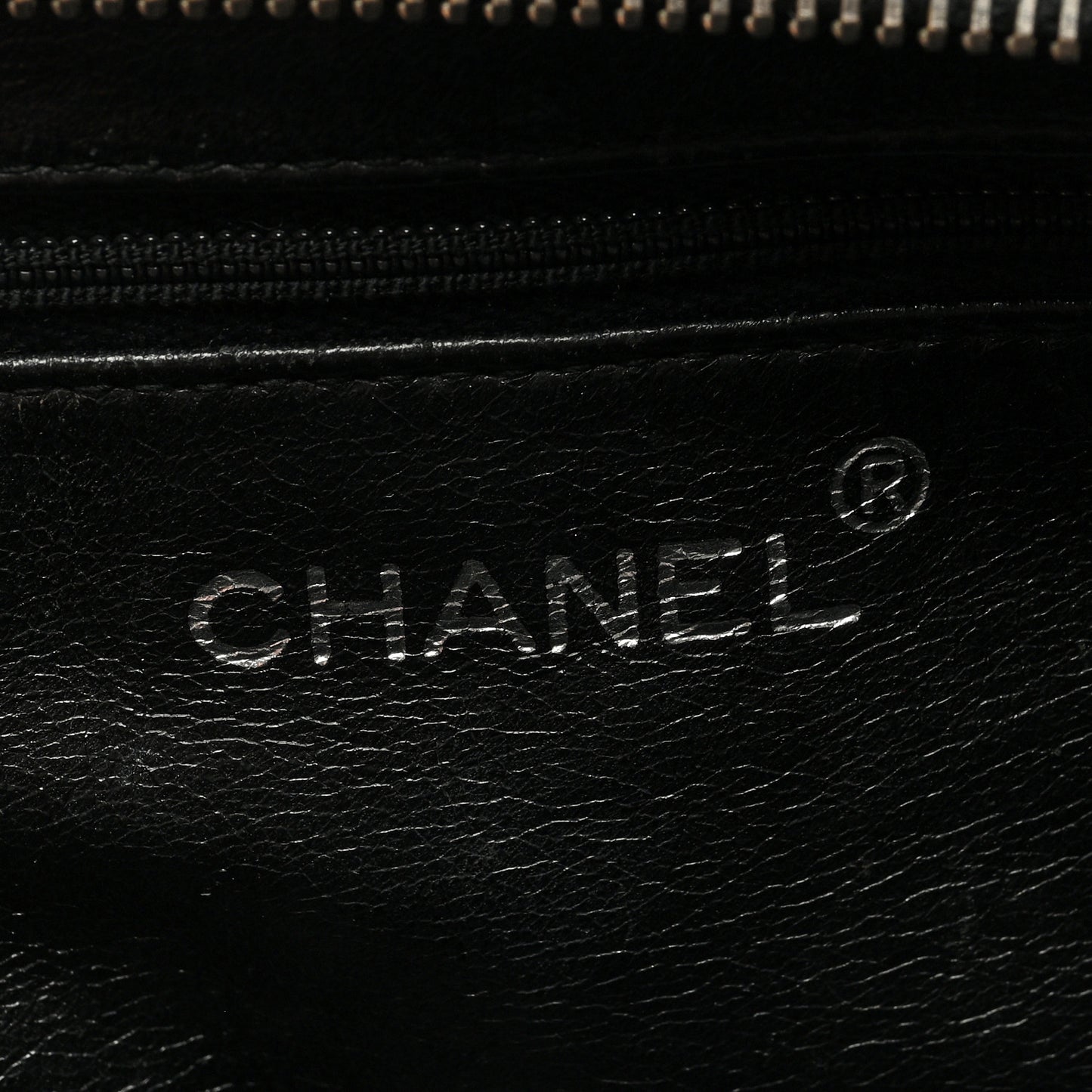 Caviar Quilted Shoulder Bag Black