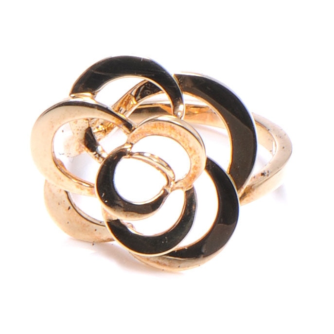 18K Gold Profil de Camelia Ring 6