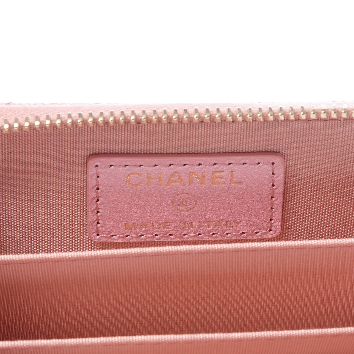 Iridescent Caviar Quilted Zip Coin Purse Pink