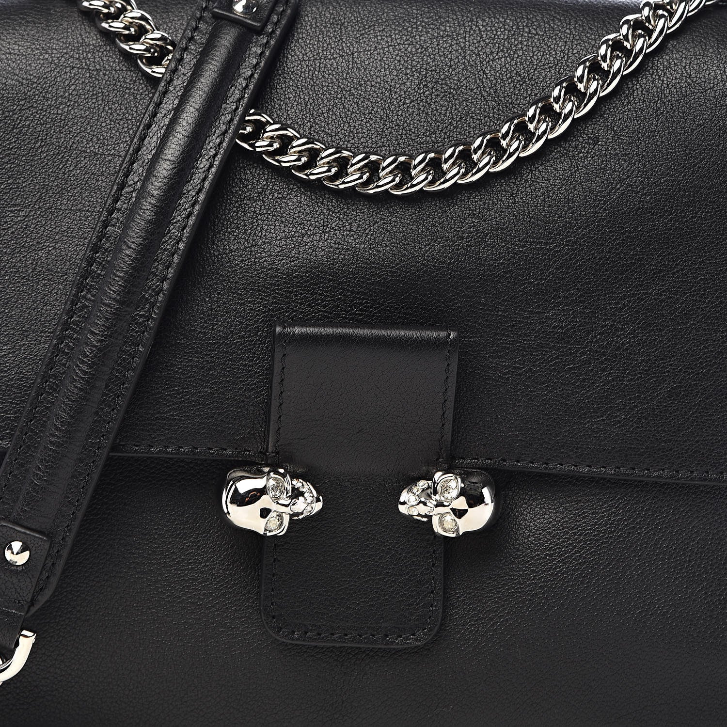 Alexander McQueen Grained Calfskin Twin Skull Crossbody Black 10 of 10