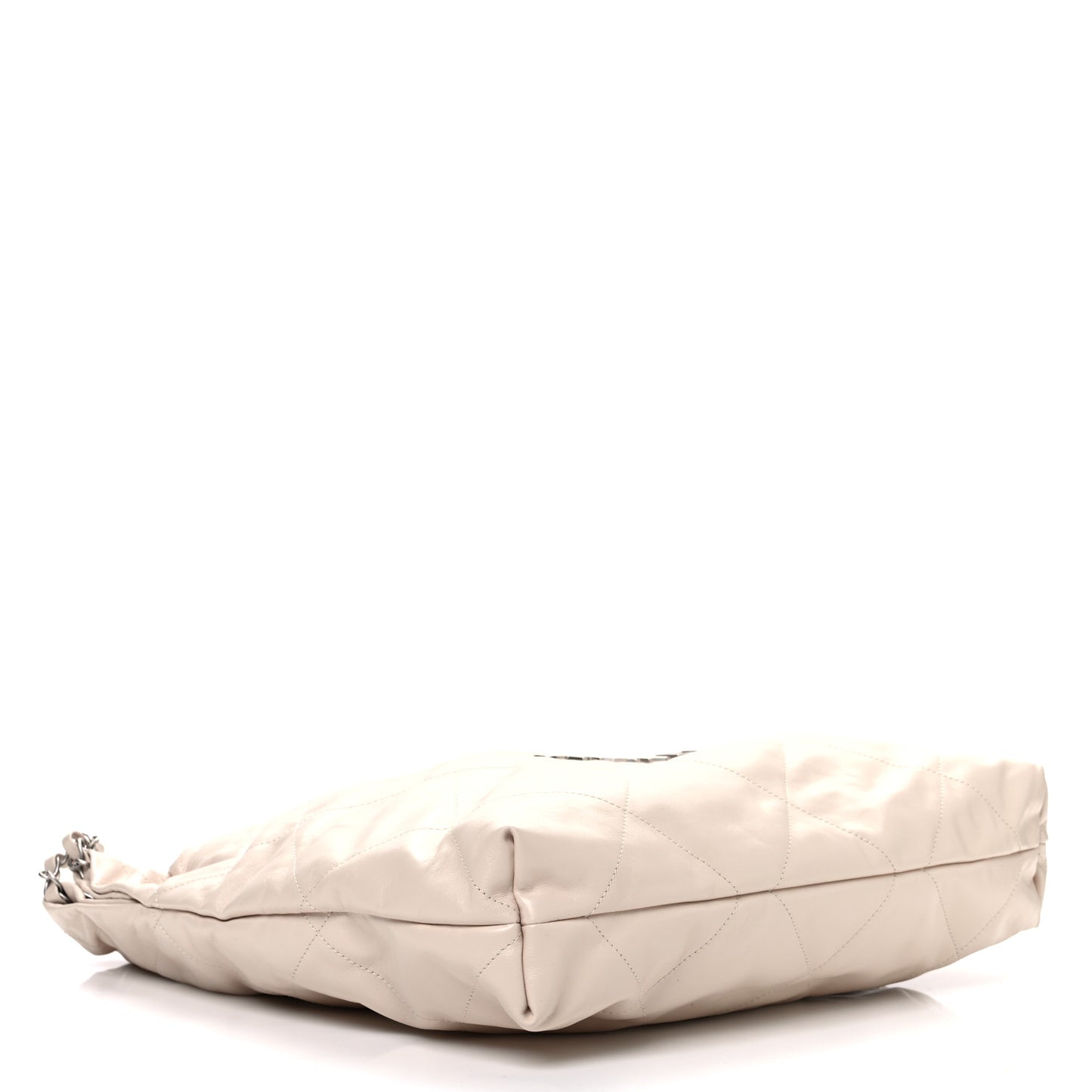 Shiny Calfskin Quilted Chanel 22 Ecru