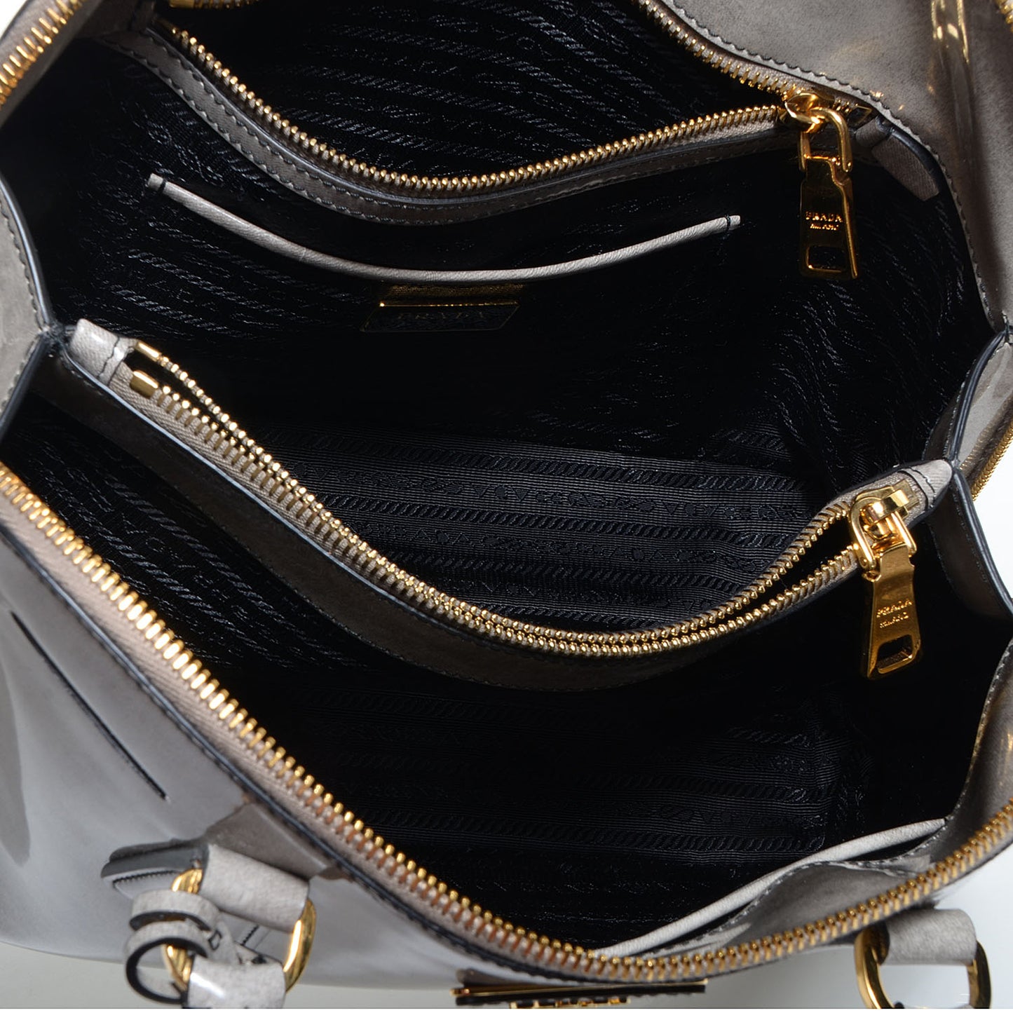 Spazzolato Promenade Tote Quarzo Fume