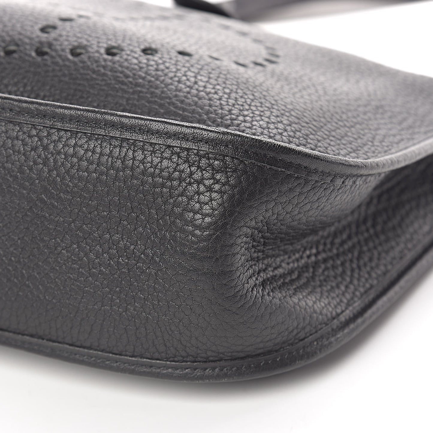 Taurillon Clemence Evelyne GM Black