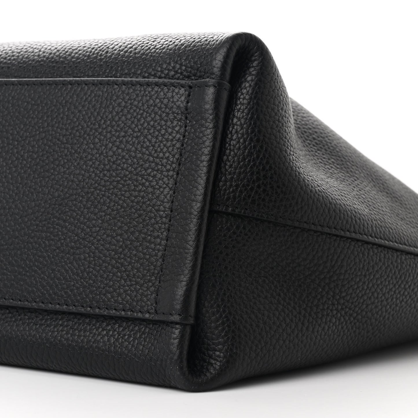 Pebbled Calfskin Everyday Zip Tote Black
