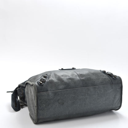 Balenciaga Agneau Perforated Classic Hardware City Canard 3 of 12