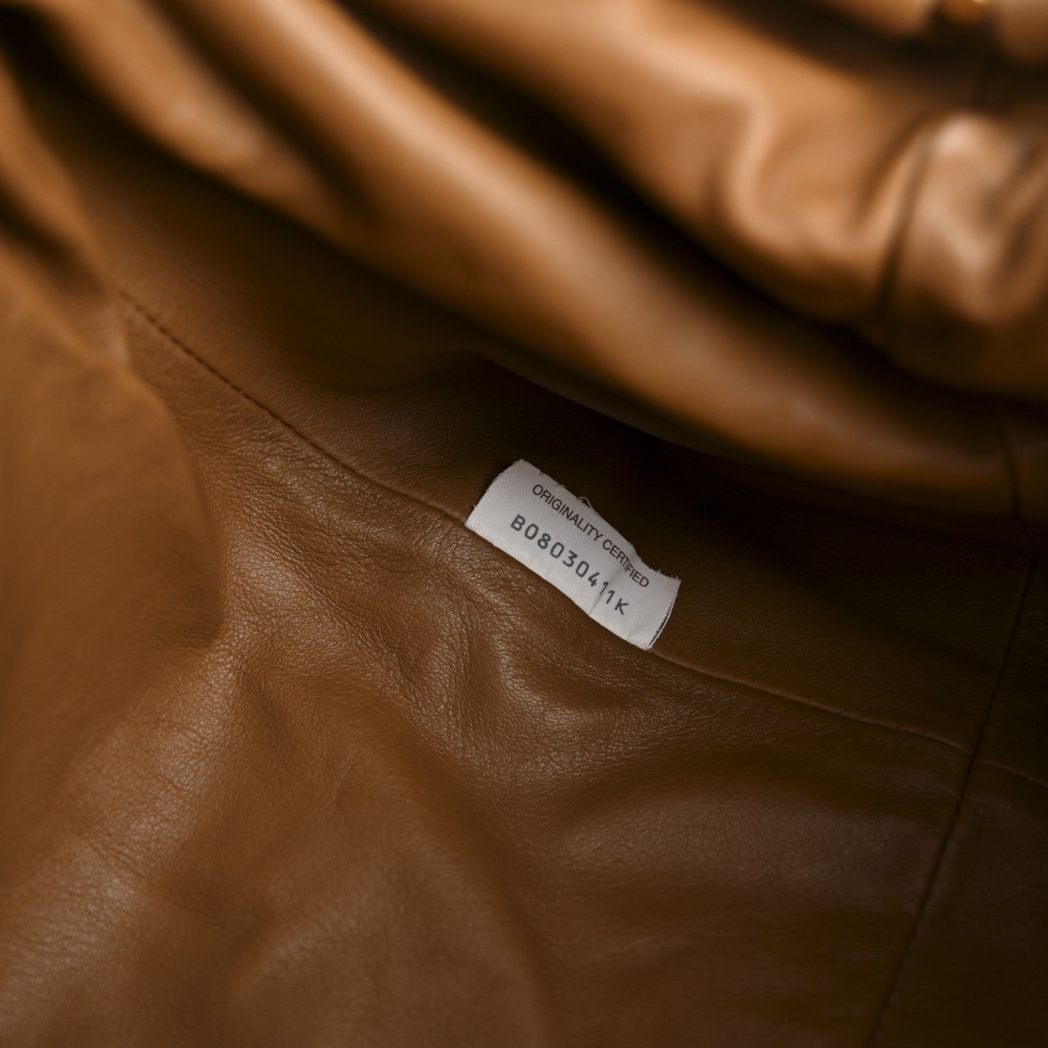 Bottega Veneta Smooth Butter Calf The Pouch Oversized Clutch Cammello 8 of 11