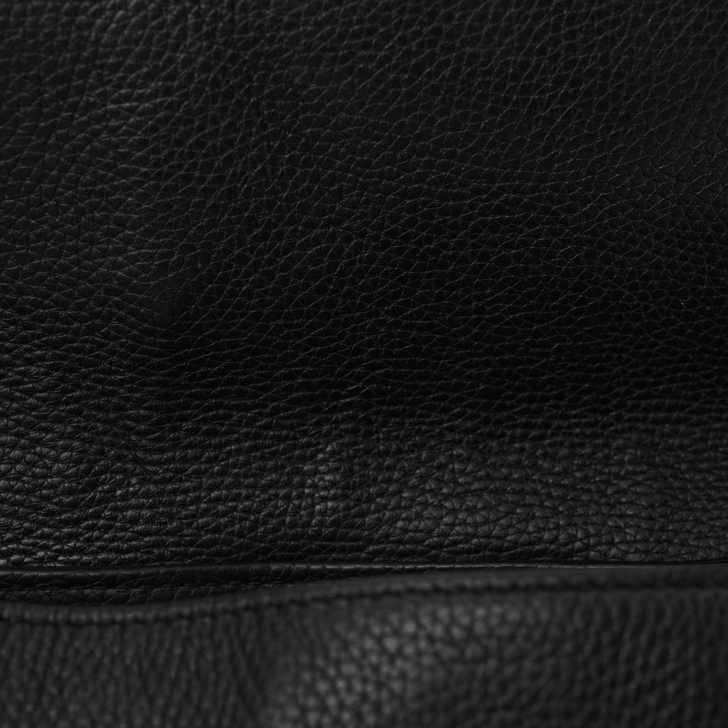 Pebbled Calfskin Medium Soho Flap Crossbody Black