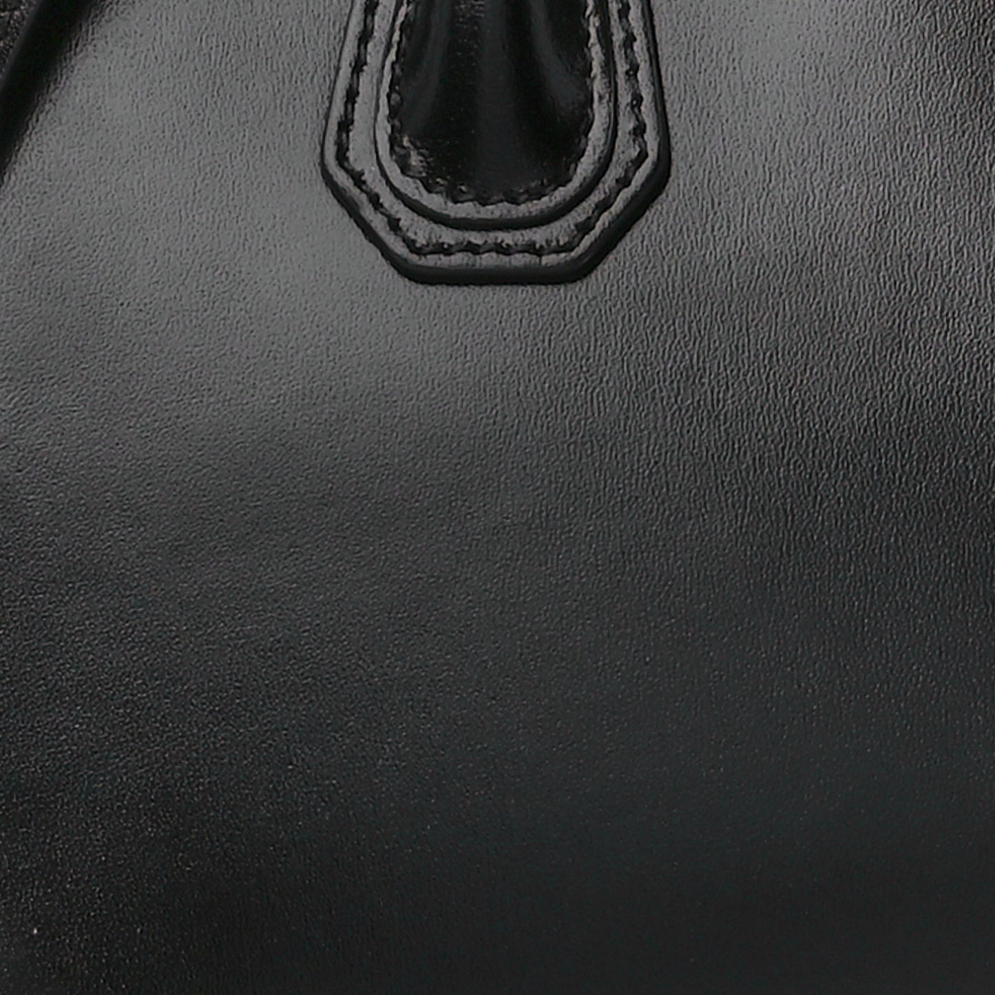 Shiny Lord Calfskin Mini Antigona Black
