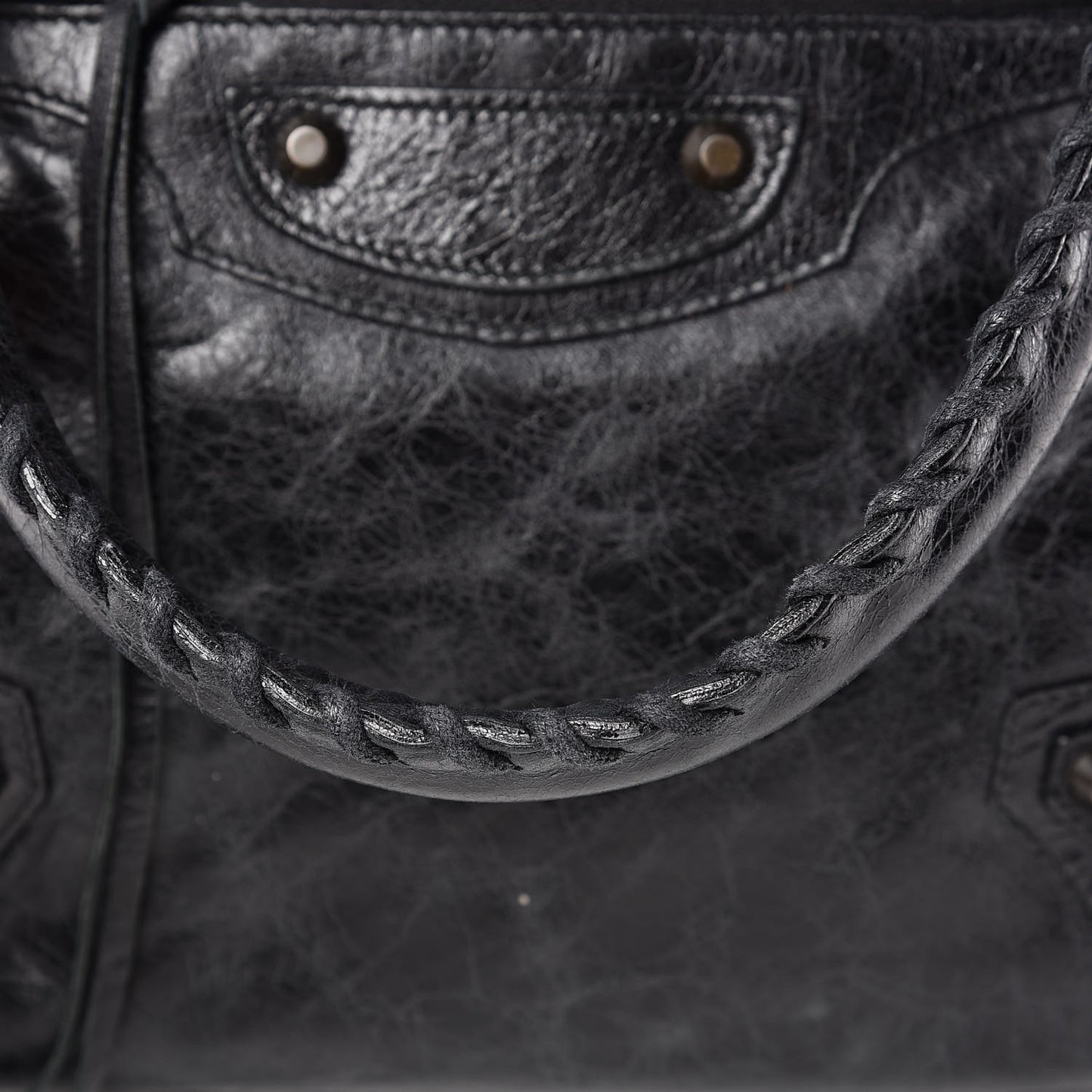 Agneau Classic Hardware Shoulder Bag Black