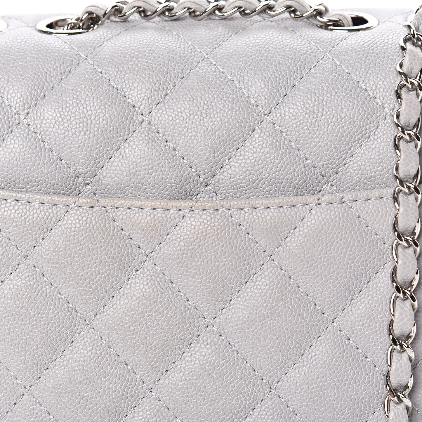 Caviar Quilted Medium Urban Companion Flap Grey