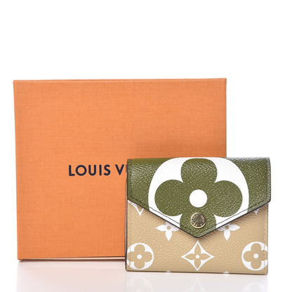 Louis Vuitton Monogram Giant Zoe Wallet Kaki 7 of 7