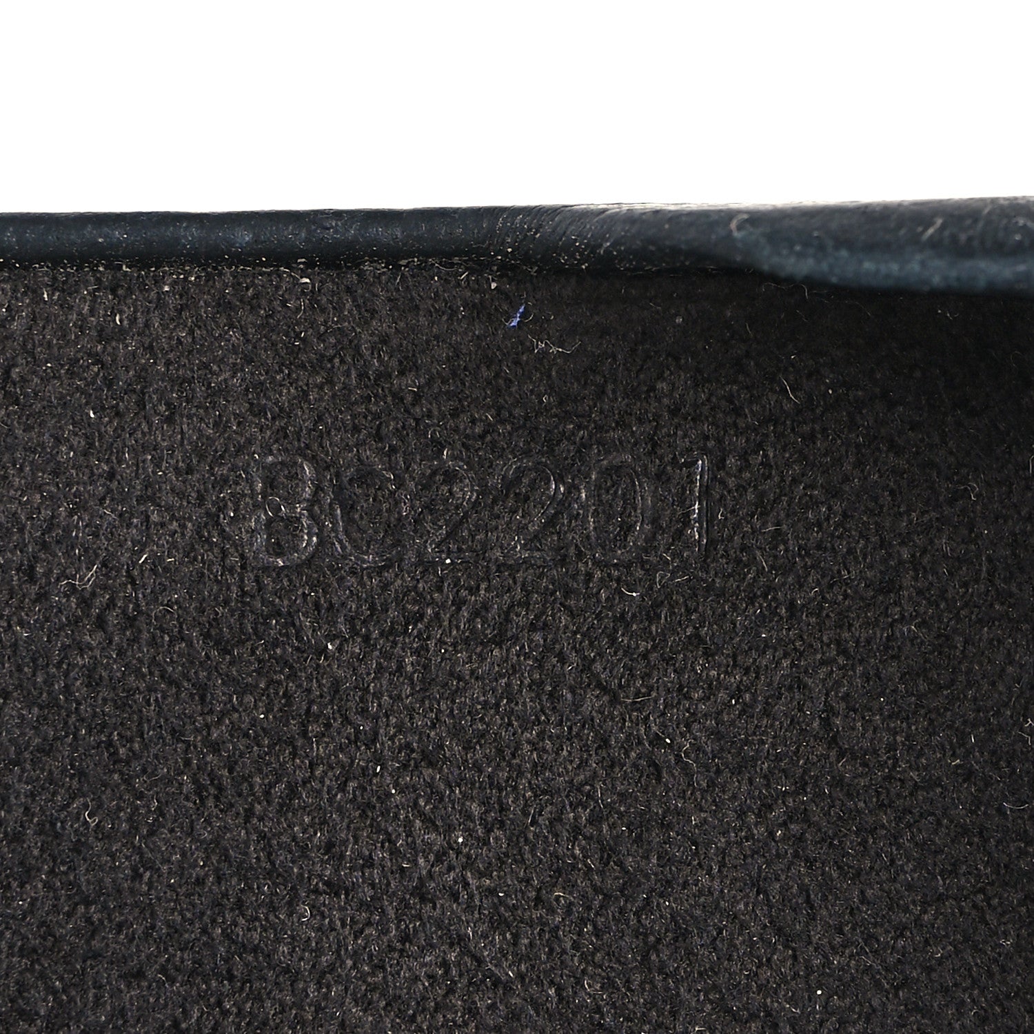 Louis Vuitton Monogram iPhone 12 Pro Max Bumper Black 6 of 12