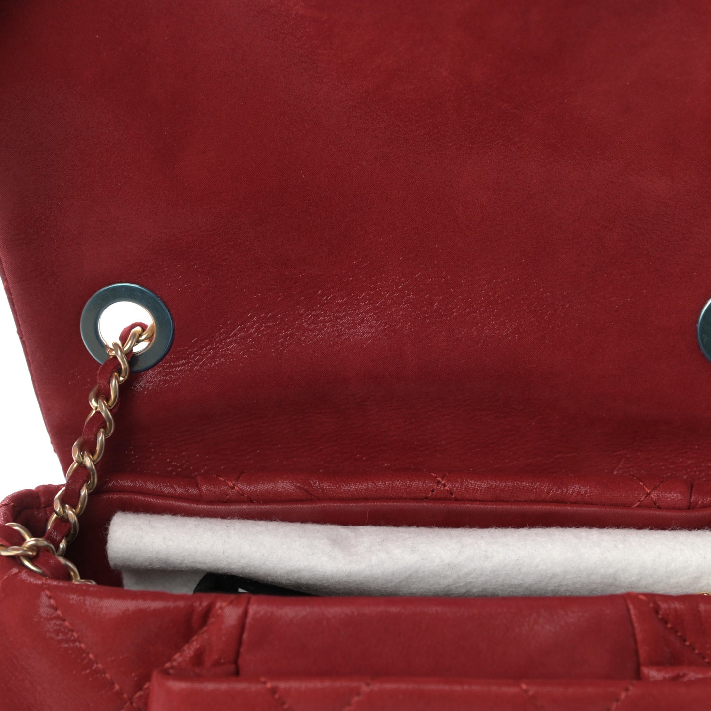 Iridescent Calfskin Quilted Small Chic Quilt Flap Red