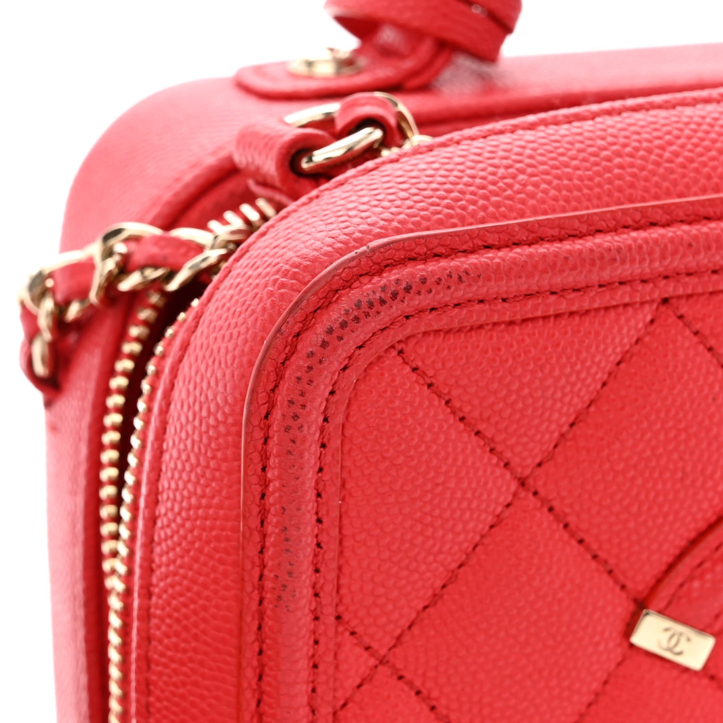 Caviar Quilted Small CC Filigree Vanity Case Red