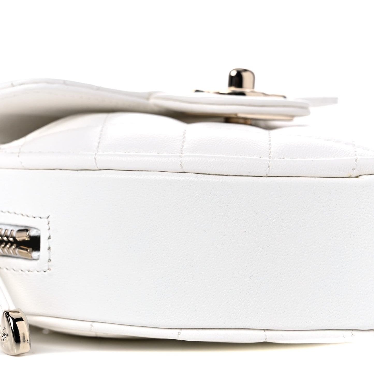 Lambskin Quilted CC In Love Heart Clutch With Chain White