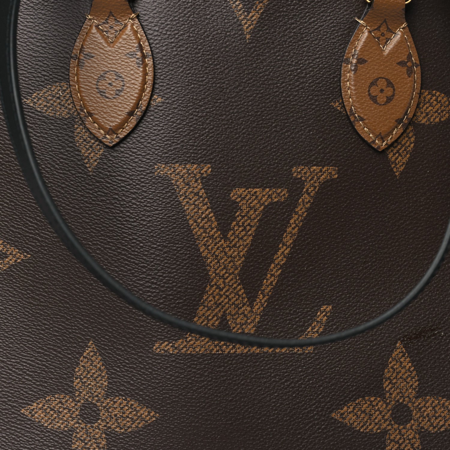 Louis Vuitton Reverse Monogram Giant Onthego MM 7 of 10