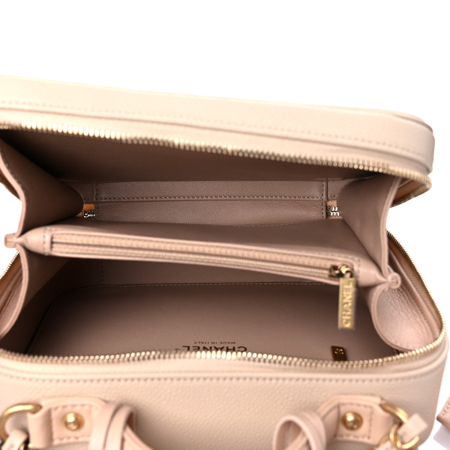 Chanel Caviar Quilted Medium CC Filigree Vanity Case Beige 5 of 12