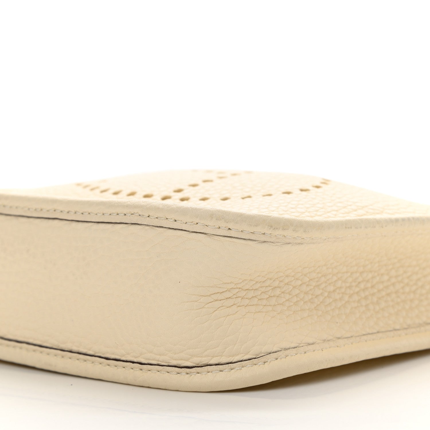 Hermes Taurillon Clemence Amazone Evelyne TPM Nata Craie 13 of 13