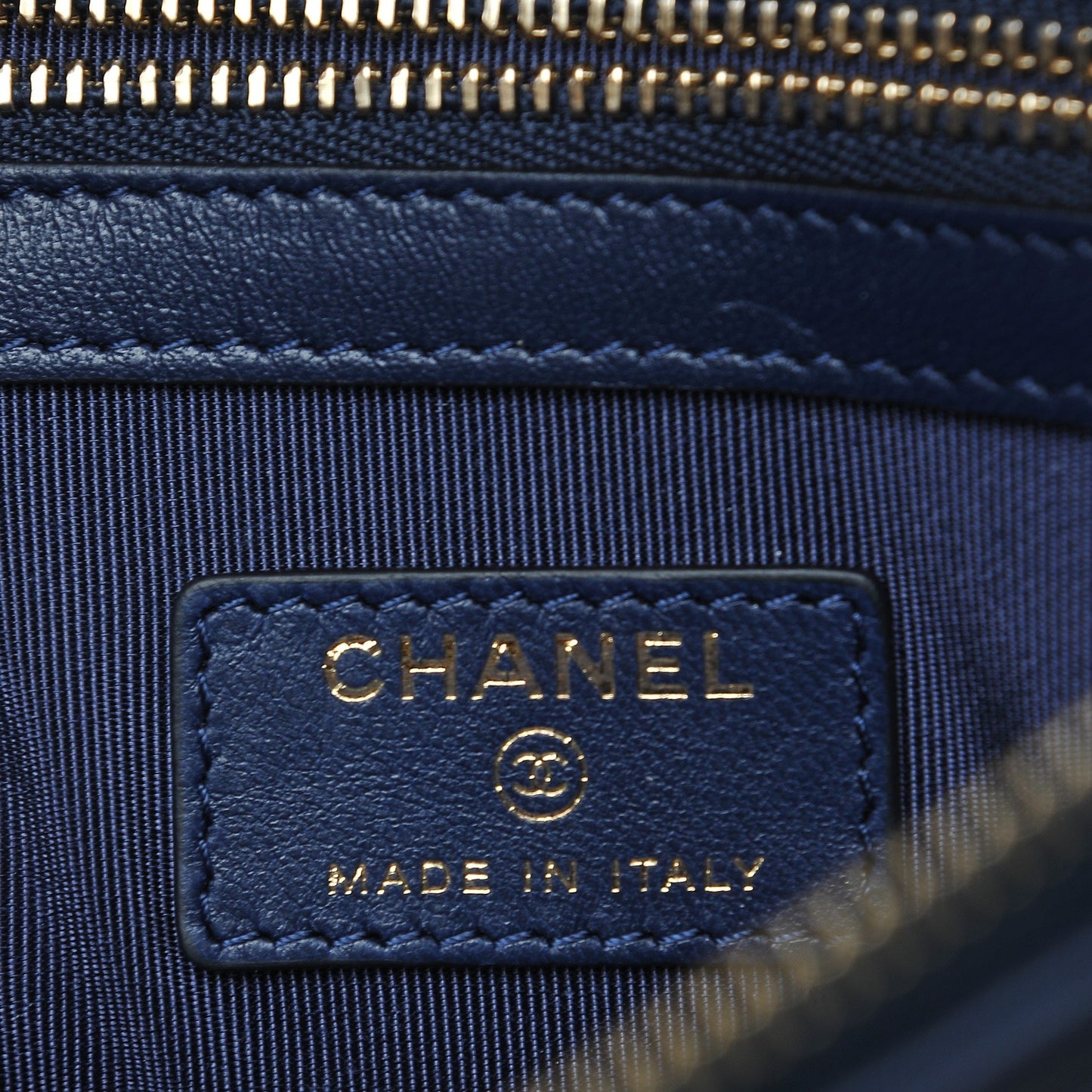 Lambskin Quilted Medium Cosmetic Case Navy