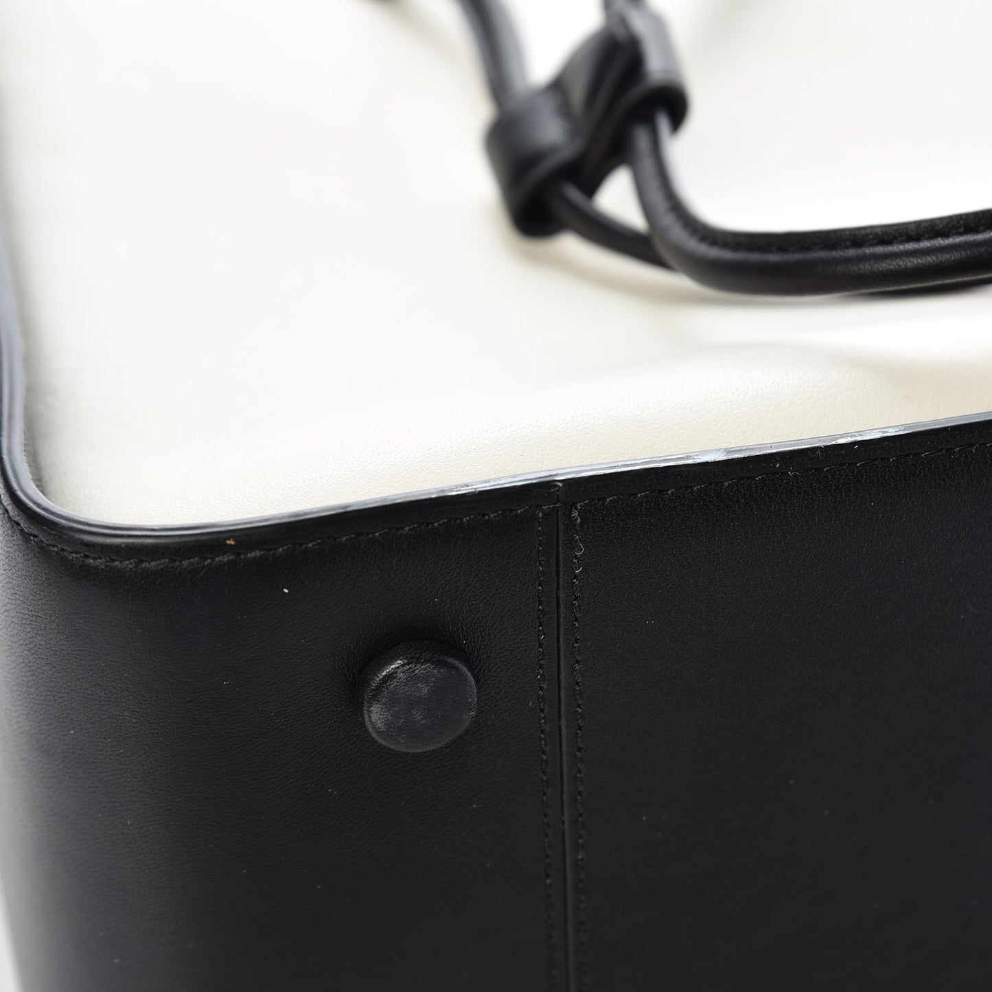 3.1 Smooth Calfskin Bi-Color Small Soleil Bucket Bag Off White Black