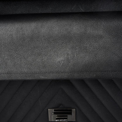 Chanel Sheepskin Chevron Quilted 2.55 Reissue 227 Flap So Black 14 of 18