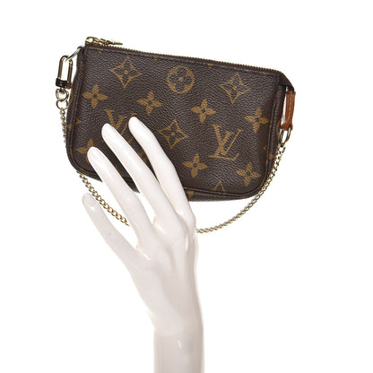 Louis Vuitton Monogram Mini Pochette Accessories 2 of 7