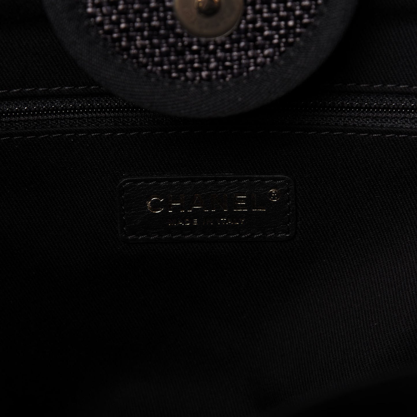 Woven Straw Raffia Medium Deauville Tote Black