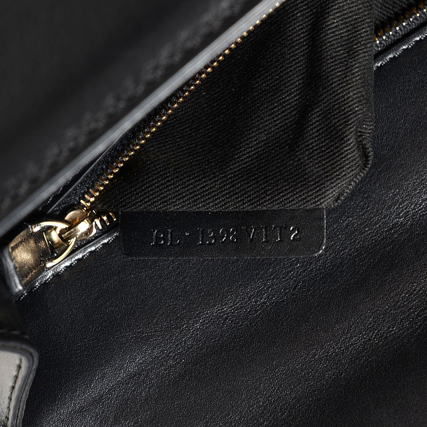 Vitello Medium Glam Lock Rockstud Flap Black
