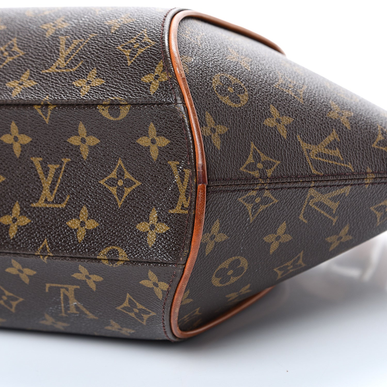 Louis Vuitton Monogram Ellipse MM 9 of 25