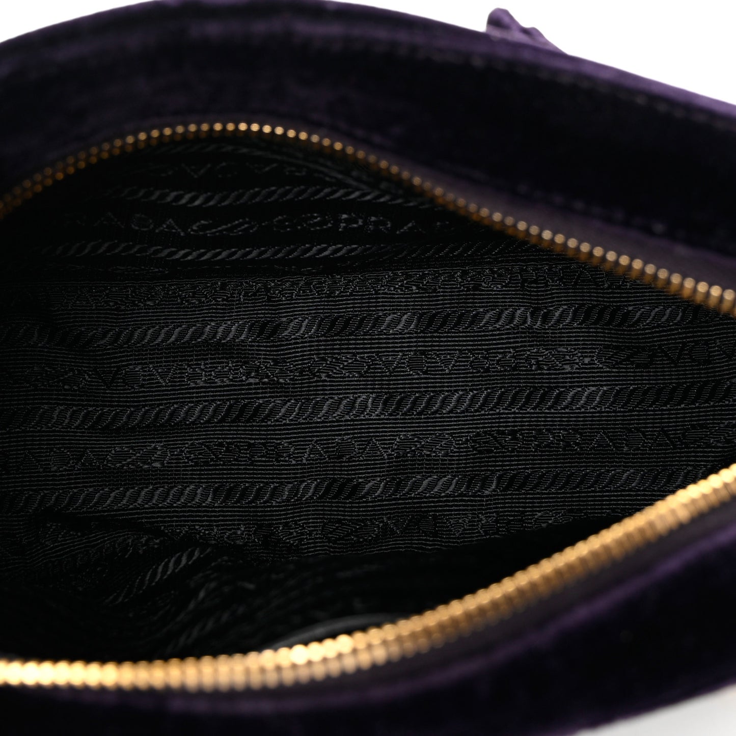 Velluto Zip Top Chain Shoulder Bag Prugna