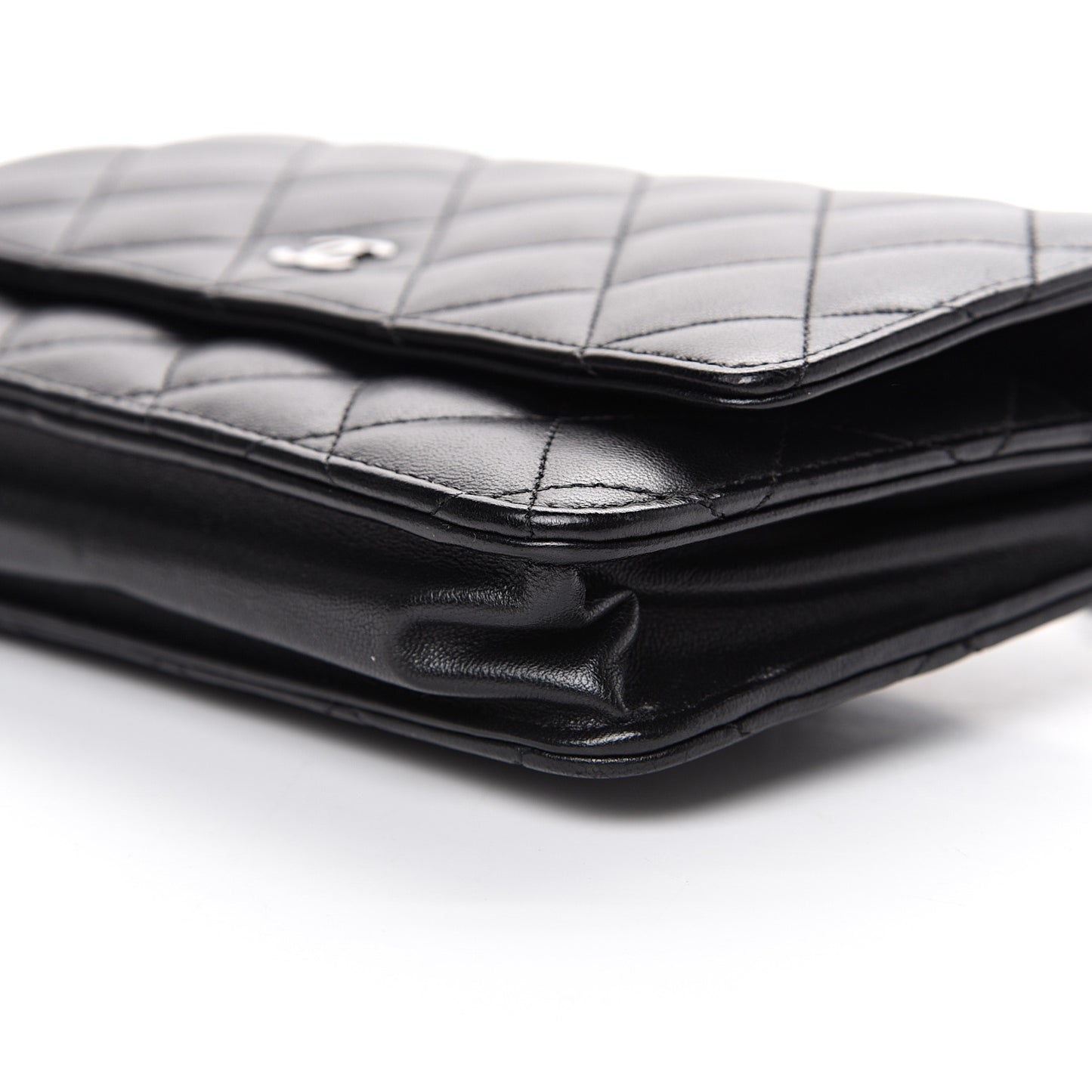 Lambskin Quilted Wallet On Chain WOC Black