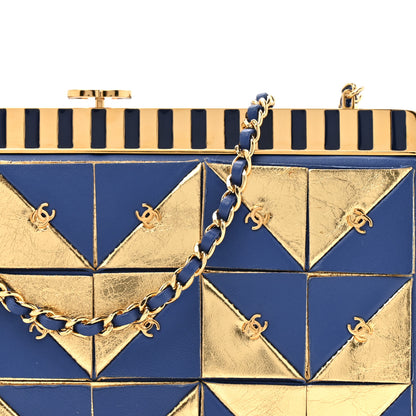 Chanel Lambskin Métiers d’Art Kiss Lock Clutch Blue Gold 8 of 10