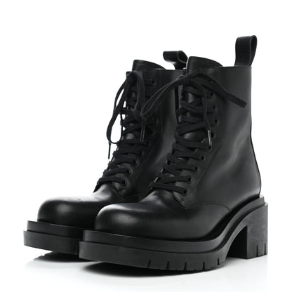 Bottega Veneta Calfskin The Lug Lace Up Ankle Boots 38.5 Black 3 of 10