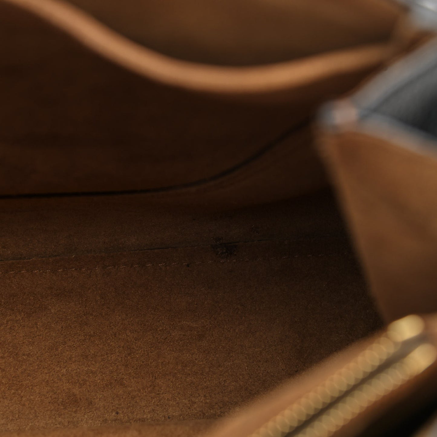 Calfskin Medium Gate Tote Pecan Black