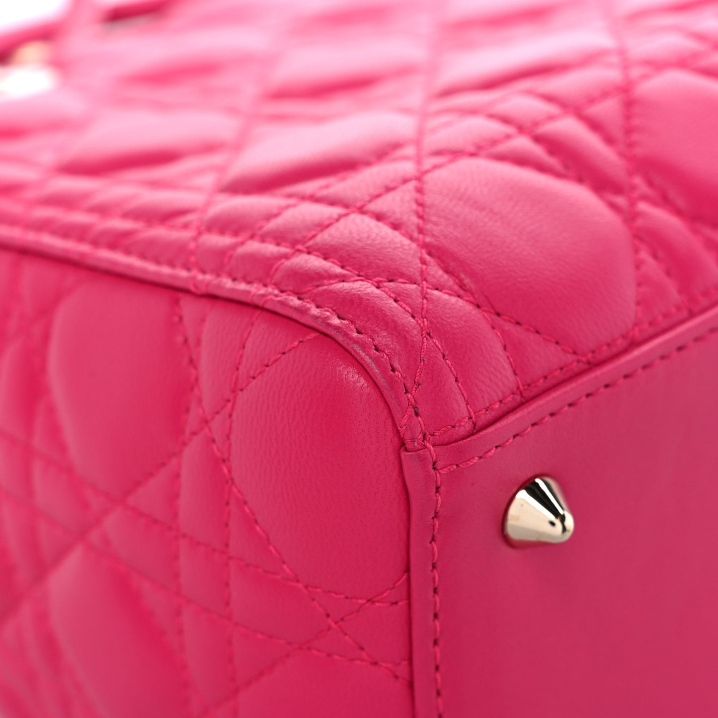 Lambskin Cannage Medium Lady Dior Fuchsia