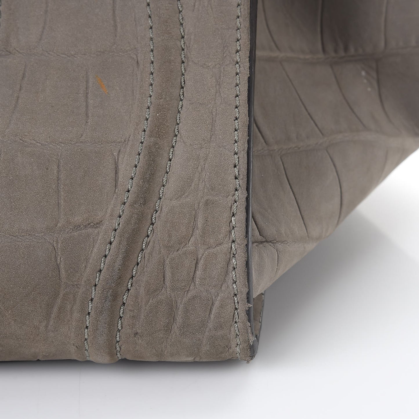 Crocodile Embossed Nubuck Medium Phantom Luggage Grey