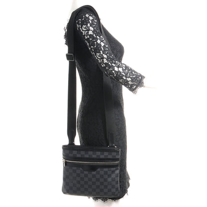 Louis Vuitton Damier Graphite Thomas 2 of 8
