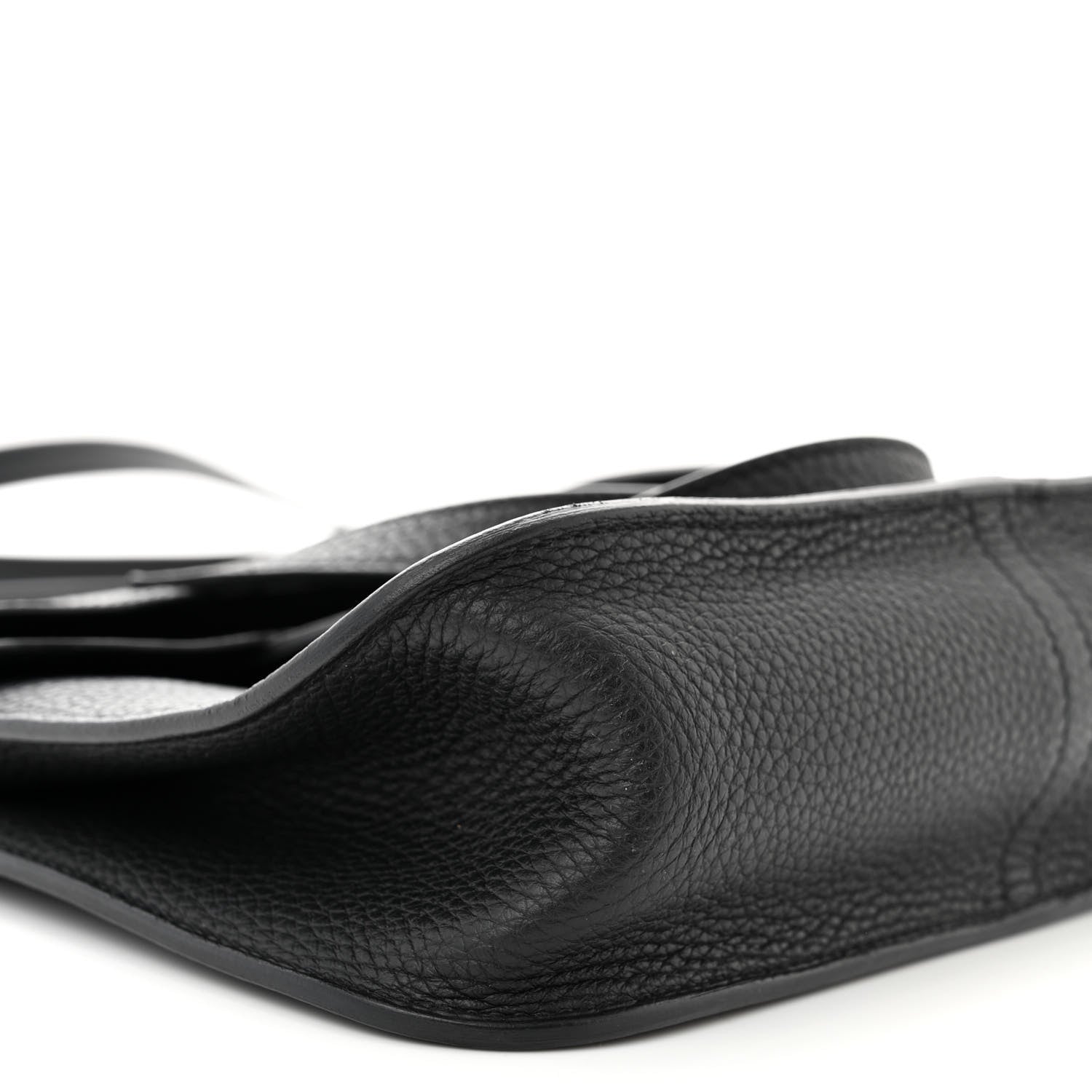 Hermes Taurillon Clemence Halzan 25 Black 9 of 11