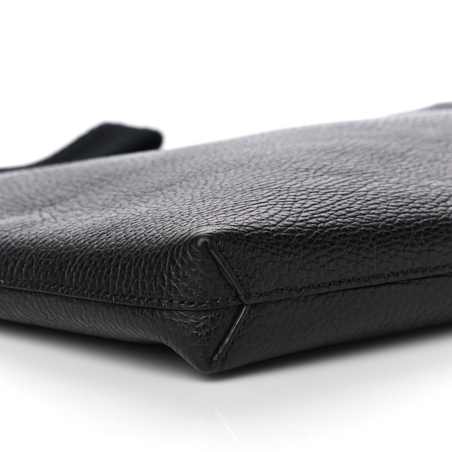 Gucci Pebbled Calfskin Clutch Black 9 of 14