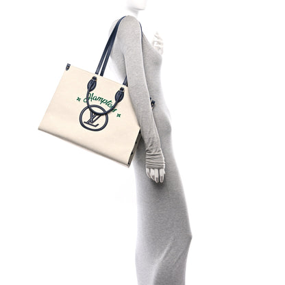 Louis Vuitton Jacquard Embroidered Tufted Monogram Hamptons Onthego GM 2 of 9