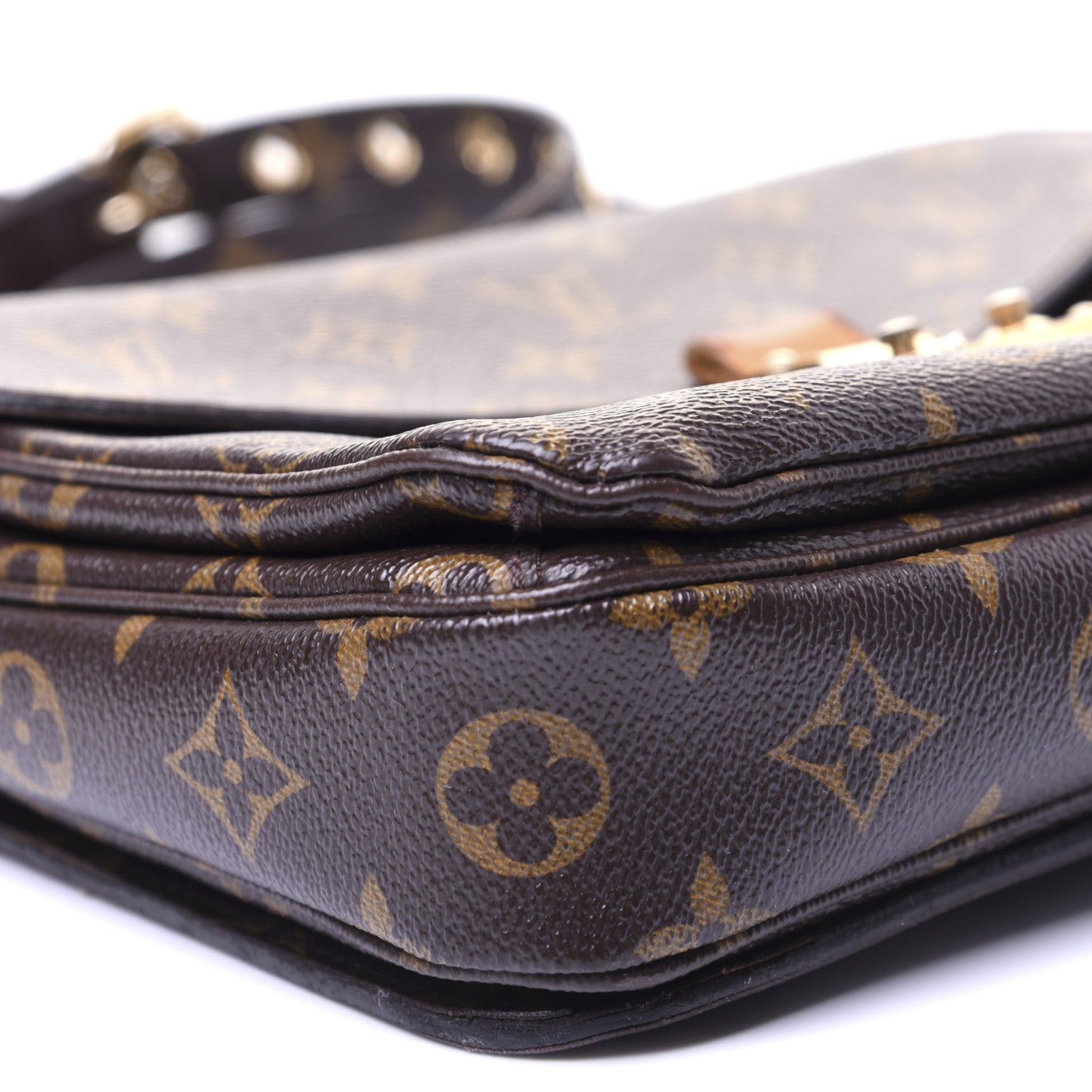 Louis Vuitton Monogram Pochette Metis 6 of 18