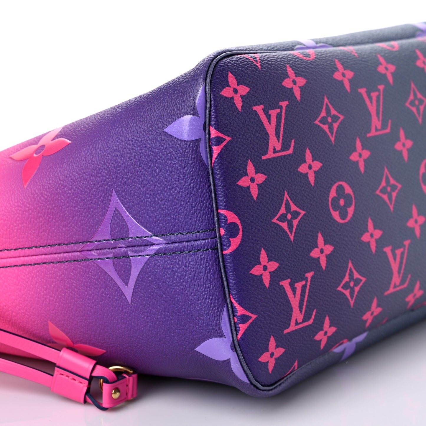 Monogram Giant Spring In The City Neverfull MM Midnight Fuchsia